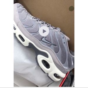 Nike Air Max Plus LX Velvet